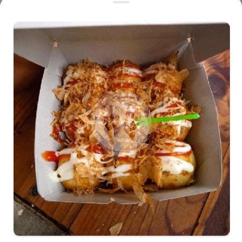 TAKOYAKI EMOJI Isi 9. (CRABSTIK KEJU) menu Warung Takoyaki Emoji, Pasirluyu