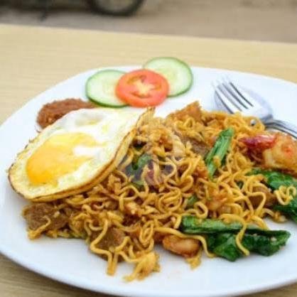 Bihun Goreng Special menu Pondok Reagan, Senen