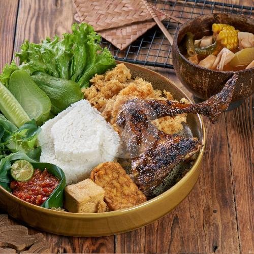 Nasi Bebek Goreng Kremes menu Roemah Kraton, Tebet