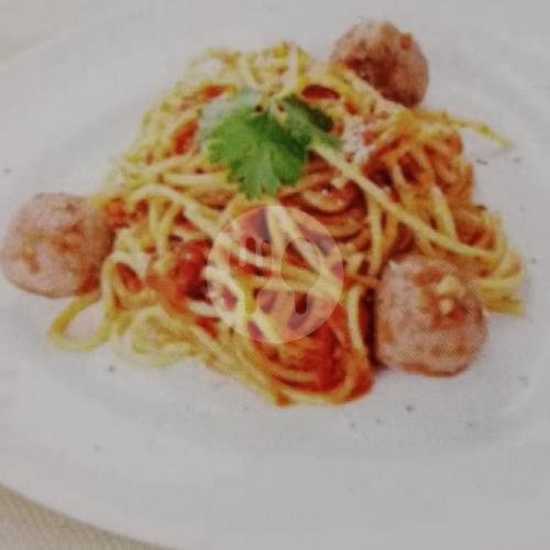 Spaghetti EGG Benedict menu Il Divino, Pucang