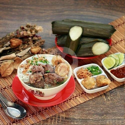 Sop Saudara Campur menu Coto Makassar Widodaren, Klojen