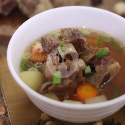 Sop Iga menu Omah Raos Spesialis Nasi Pecel dan Iga, Pondok Gede