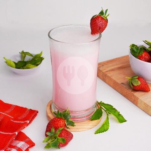 Strawberry Late menu Kedai Mie Nyinyir, Sorogenen