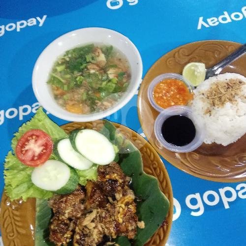 Sop Buntut Biasa + Nasi menu Sop Iga Buntut Dan Soto Betawi, Blok M Square