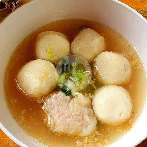 Soup Wonton Ayam + Shiewmai Tahu menu Akar Dimsum, Srengseng