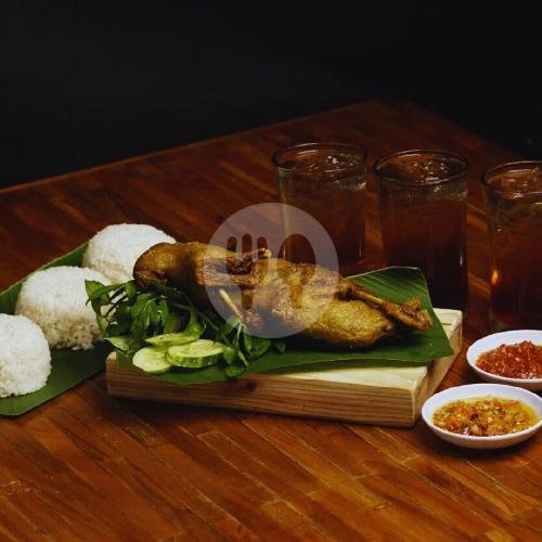 Paket Ayam Goreng Paha menu Bebeke Om Aris, Buah Batu