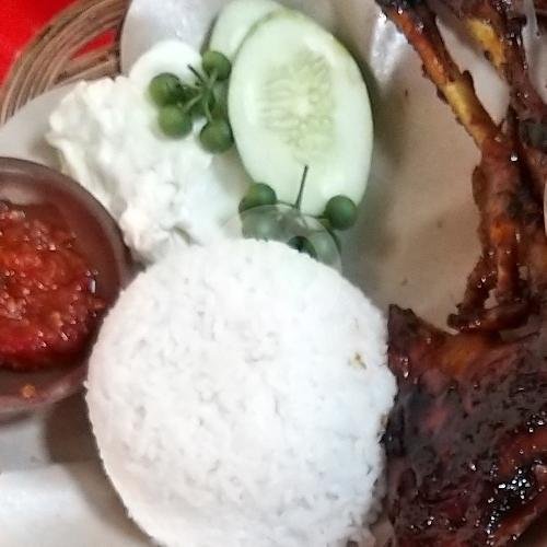 Paket Ayam Geprek menu Ayam Goreng Tugu Lilin, Urip Sumoharjo