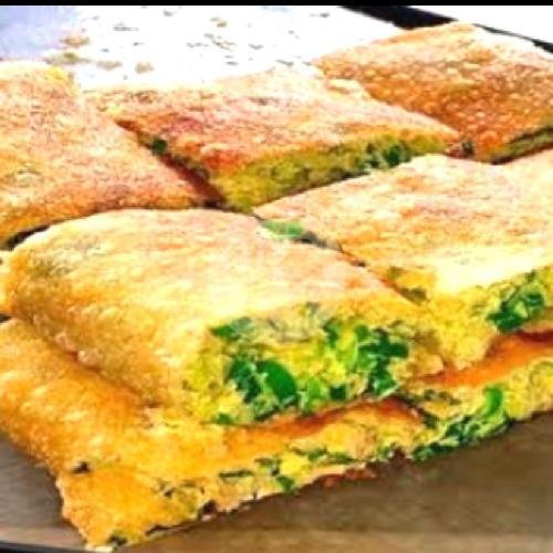 Martabak Telur Bebek Special menu Martabak Bahagia, Jalan Parangtritis