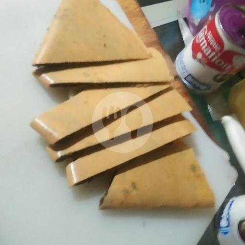 Tipker Polos Susu menu Martabak Yoenak, Menganti