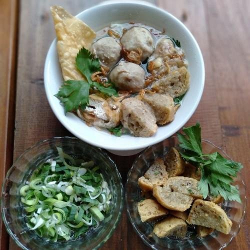 Bakso Jumbo menu Mie Ayam Dan Bakso Babaran, Umbulharjo