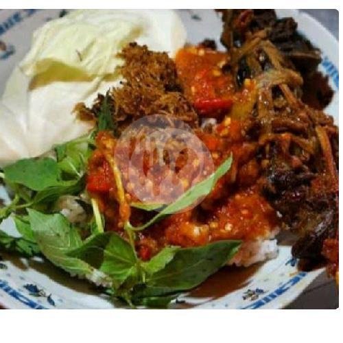 Ati Ampela menu Rumah Makan Bebek Purnama Aliwafa, Cengkeh