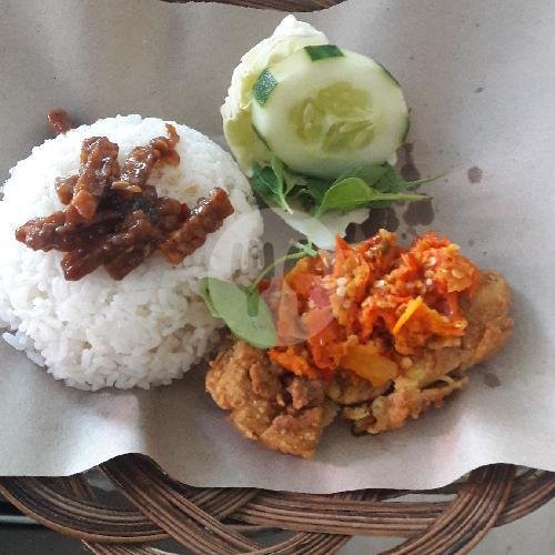 Review Warteg Crista Laka Laka: Kuliner Lokal yang Wajib Dicoba di Madiun