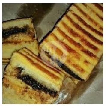 Oreo + Keju menu Roti Bakar Amira, Cibeureum