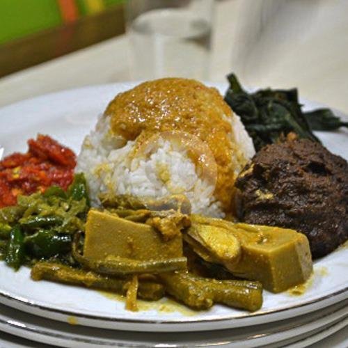 Review Muara Resto Masakan Padang: Kuliner Enak di Surabaya yang Wajib Dicoba