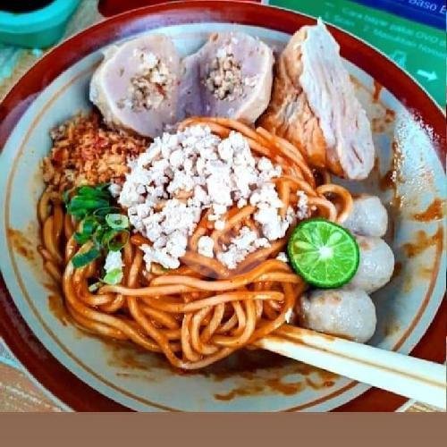 Mie Baso Urat + Kikil menu Mie Baso Elvira, Veteran