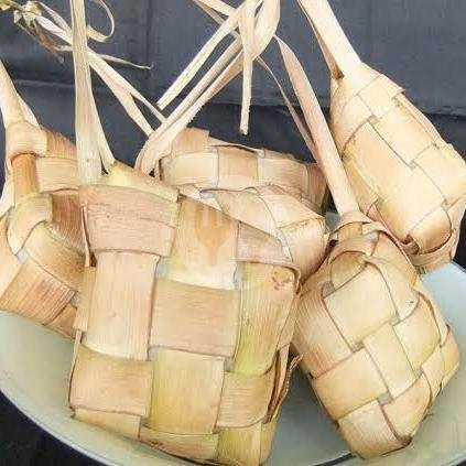 Sate PDG 25 Tusuk Tampa Tupat menu Sate Padang Candu Raso, RS Polri