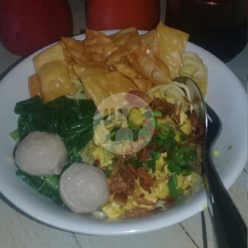 Review Bakso Urat Virgo: Pengalaman Makan Memuaskan di Malang