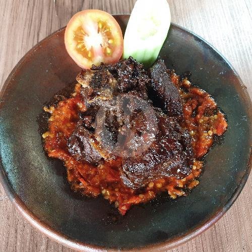 Review 360 Warung Makan: Makanan Enak dan Suasana Cozy di Padang