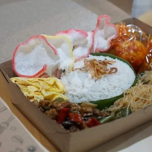 Nasi Uduk Betawi (Tempe Tepung Goreng) menu Lupis Toping, Banjir Kanal