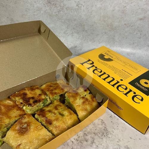 Martabak Telor Super (Ayam) menu Premiere Martabak dan Terang Bulan