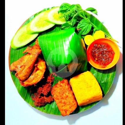 Ayam Goreng Sari Gurih Kiaracondong: Kenangan dan Kelezatan yang Tak Terlupakan