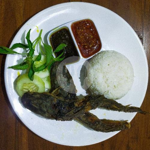 Nasi Lele (1 Ekor) menu Bebek Palupi, Sedati Gede