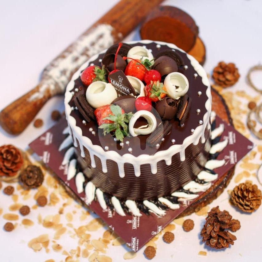 Cup Cake menu Lemona Cake and Bakery, Dr Sukardjo