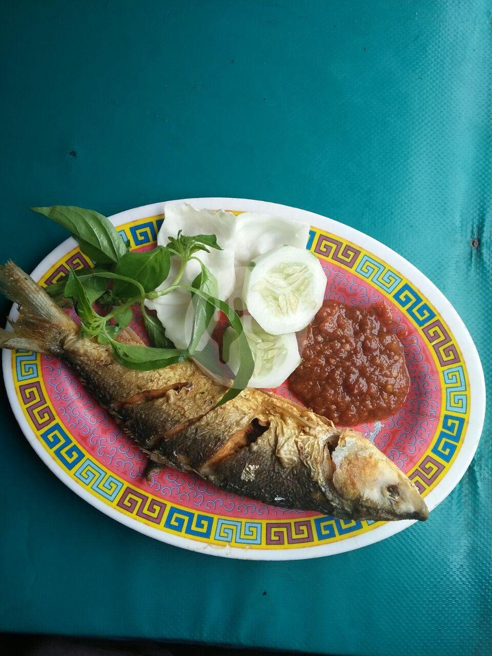 Nasi Uduk / Putih Puyuh menu Lesehan Nasi Uduk Dan Penyetan Barokah, KH Muhdi