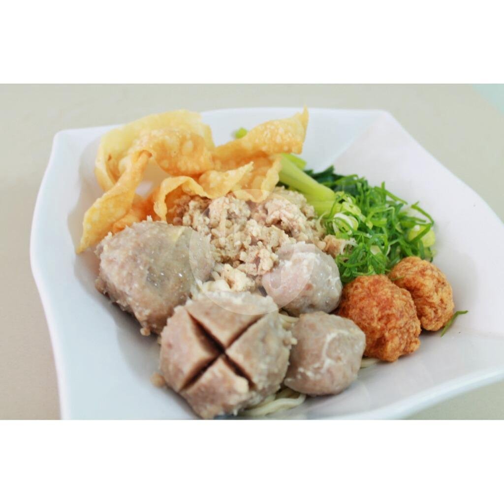 Bakmi Campur Spesial ( Dimanis ) menu Bakmi Boerangrang, Mitra Batik