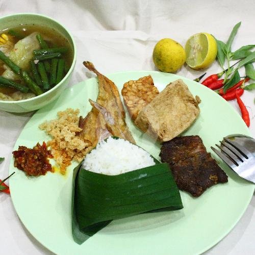 Sop Buntut menu Depot Ny Candra, Delta Sari Indah