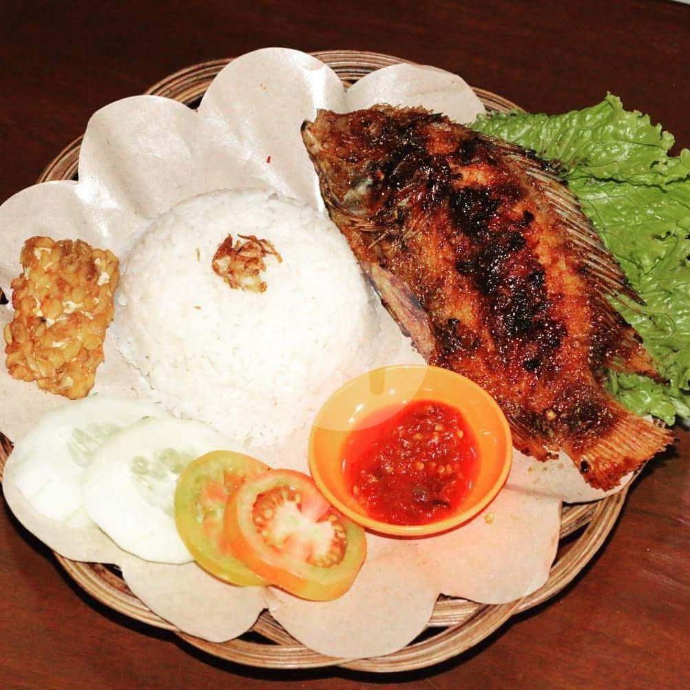 Paket Nasi Ayam Geprek menu Dapoer Gending, Borobudur