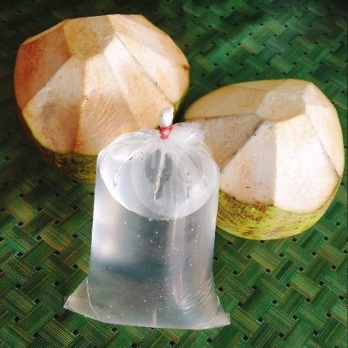 Es Campur (Pakai Mangkuk Plastik) menu Es Kelapa Anggek, Cihapit