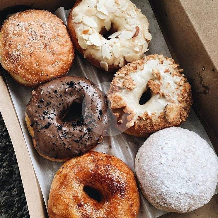 1 Dozen Donuts menu Kalis Donuts, Magelang