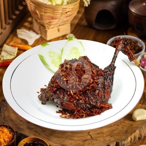 Bebek Goreng Ireng Bumbu Madura menu Bebek Trisno, Panjaitan