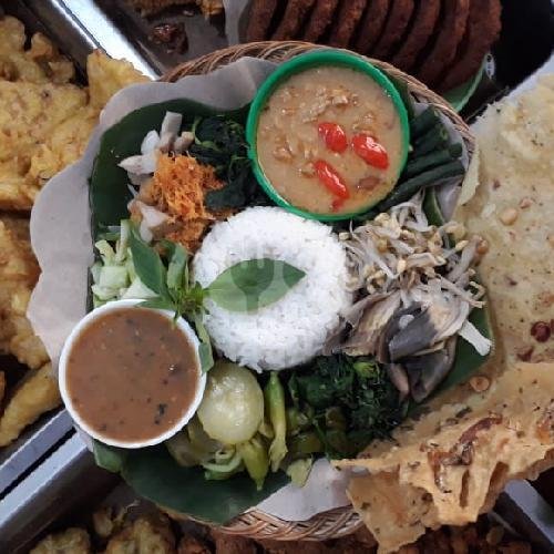 Tahu Isi menu Pecel Tumpang Bu Djarot, Lowokwaru