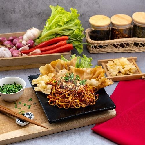 Goyang Level 5 (Cabai 30) menu Wizzmie, Ayani Bandung