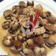 Kerang Dara Saos Tiram menu Seafood 68 Santa