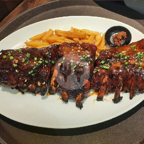 BBQ Cha Siew (150gr) menu Bedjos Porc Bistro, Sukomanunggal Jaya
