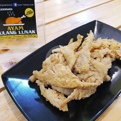 Review Ayam Tulang Lunak Mbok Surip: Kuliner Cozy dan Instagrammable di Batu Review Ayam Tulang Lunak Mbok Surip: Kuliner Cozy dan Instagrammable di Batu