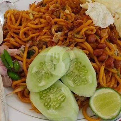 Mie Aceh Goreng + Daging + Telor menu Mie Aceh Joe, Sebelah Dieler Yamah