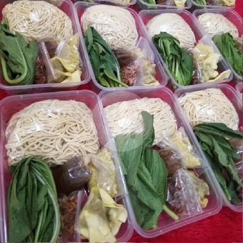 Mie Pangsit menu Mie Ayam Bakso Manteb Pak Sis, Klojen