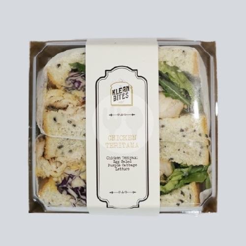 Crunchaus Salads: Kenangan Manis dalam Setiap Sajian Salad di Darmo Permai