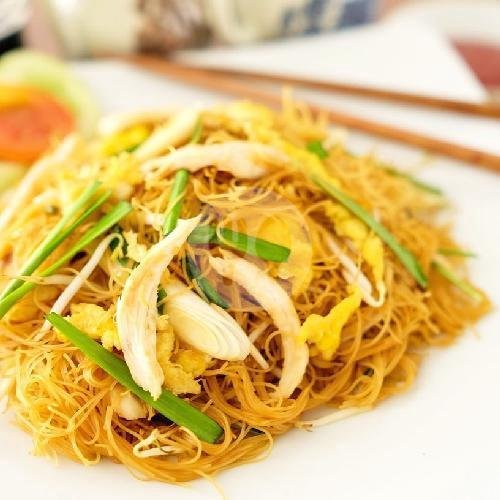 Bakmi Goreng Ayam menu Itik Emas Restaurant, Taman