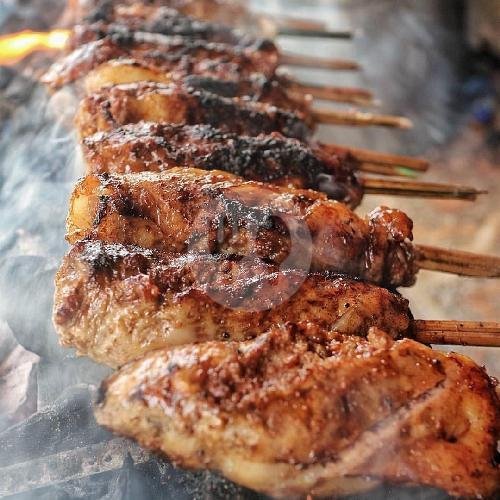 Sate Buntel menu Sate Kambing Bu Hj Bejo Lojiwetan