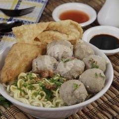 Review Bakso Oen Sewon: Makanan Enak dan Suasana Nyaman di Yogyakarta
