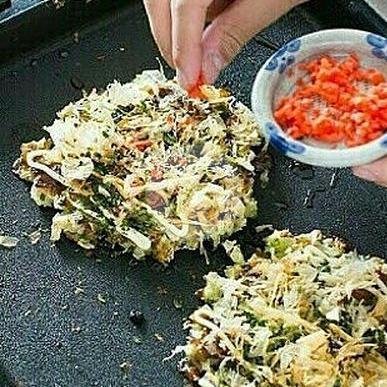 Treeches menu Super Takoyaki, Mitra Batik