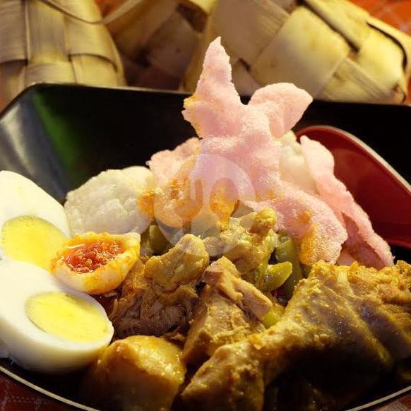 Perkedel menu Soto Padang & Ketupat Sayur Padang Uni Riri, Lowokwaru