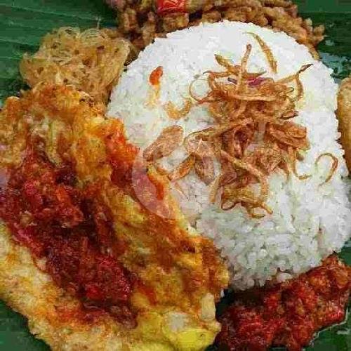 Paket Nasi Ayam Serundeng menu Nasi Uduk & Ayam Penyet Ibu Nelly, Ciseke Besar