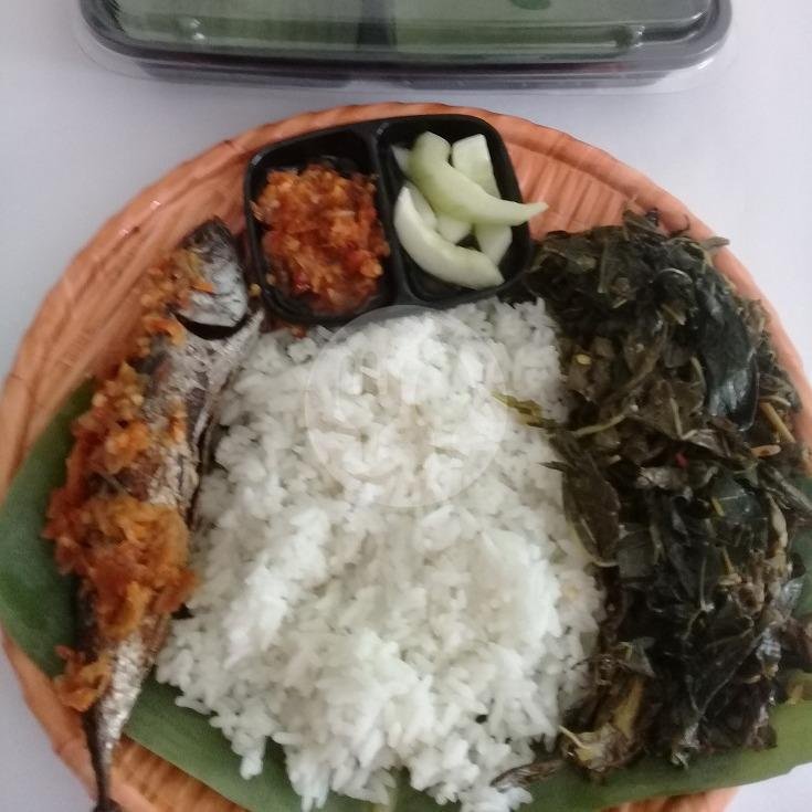 Nasi Ikan Goreng Sous menu Depot Manado Prilia, Sukun