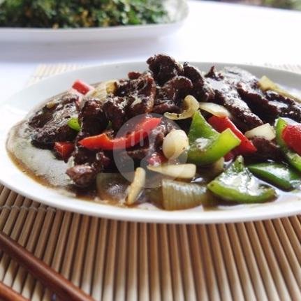 Sapi Lada Hitam menu Sky Resto, Gunung Batu